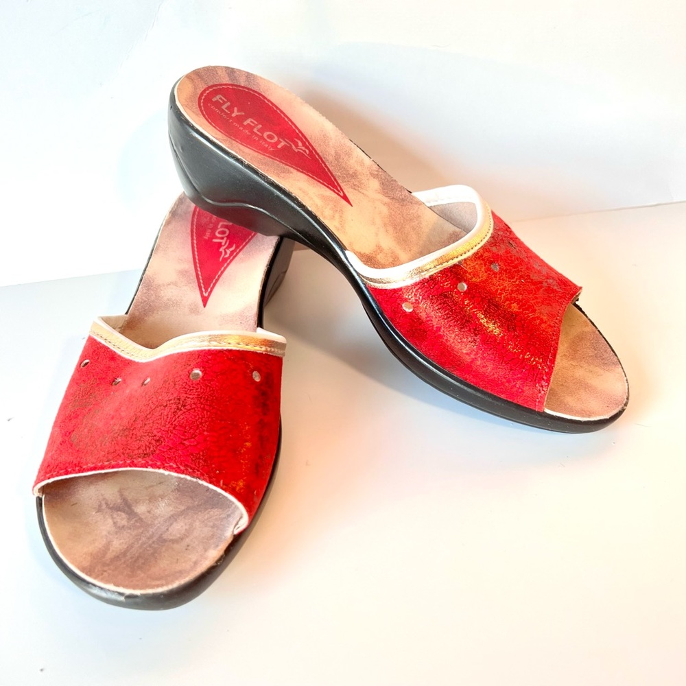 FLY FLOT Red and Gold Metallic Kitten Wedge Sandals—SZ. 38 (6.5 in US)
